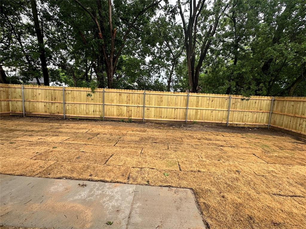 825 Edgar Street, Greenville, TX 75401