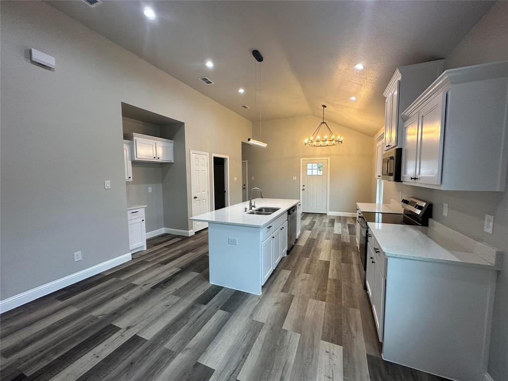 825 Edgar Street, Greenville, TX 75401