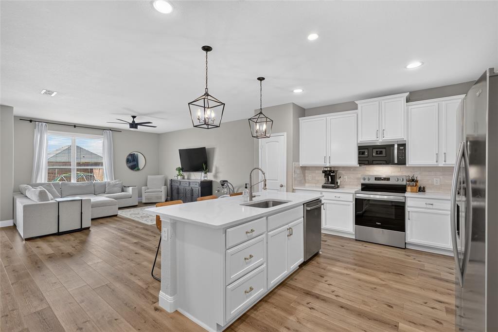 1722 Oak Glen Drive, Wylie, TX 75098
