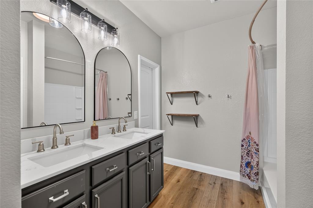1722 Oak Glen Drive, Wylie, TX 75098