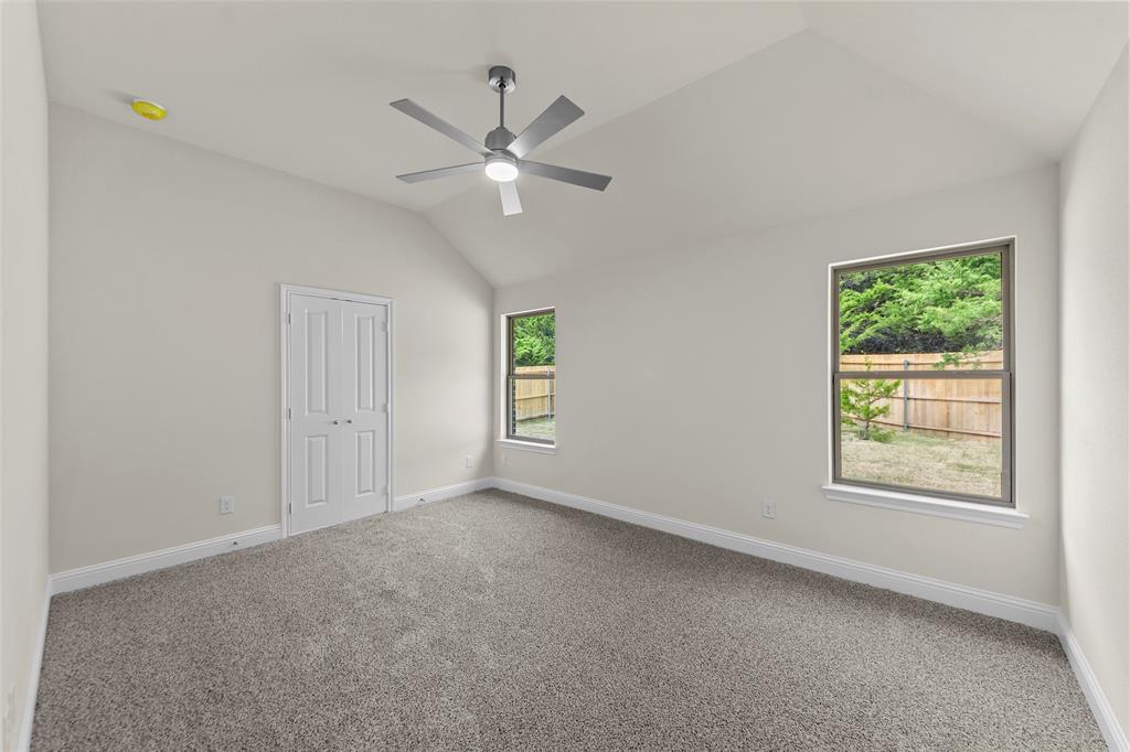 425 WATERCREST Lane, Glenn Heights, TX 75154