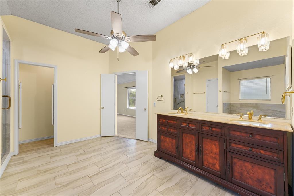 1521 Curtis Lane, Cedar Hill, TX 75104