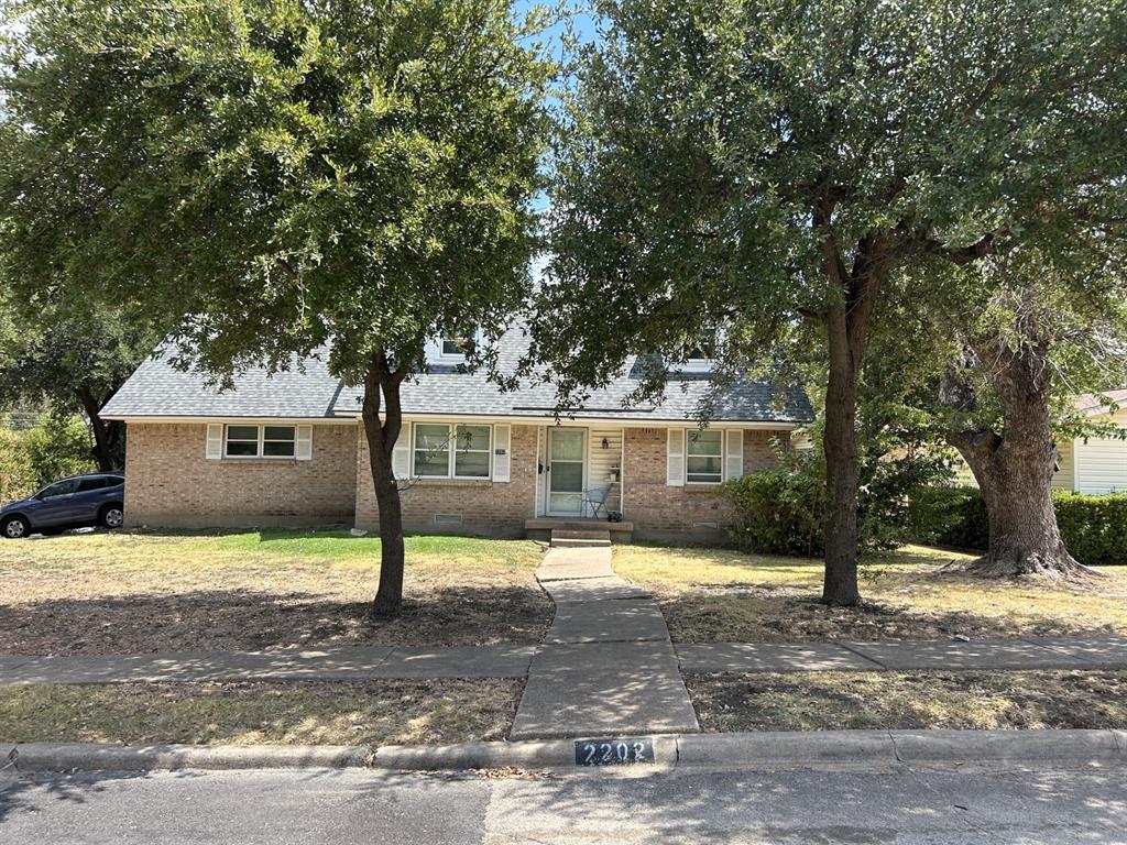 2202 Candleberry Drive, Mesquite, TX 75149