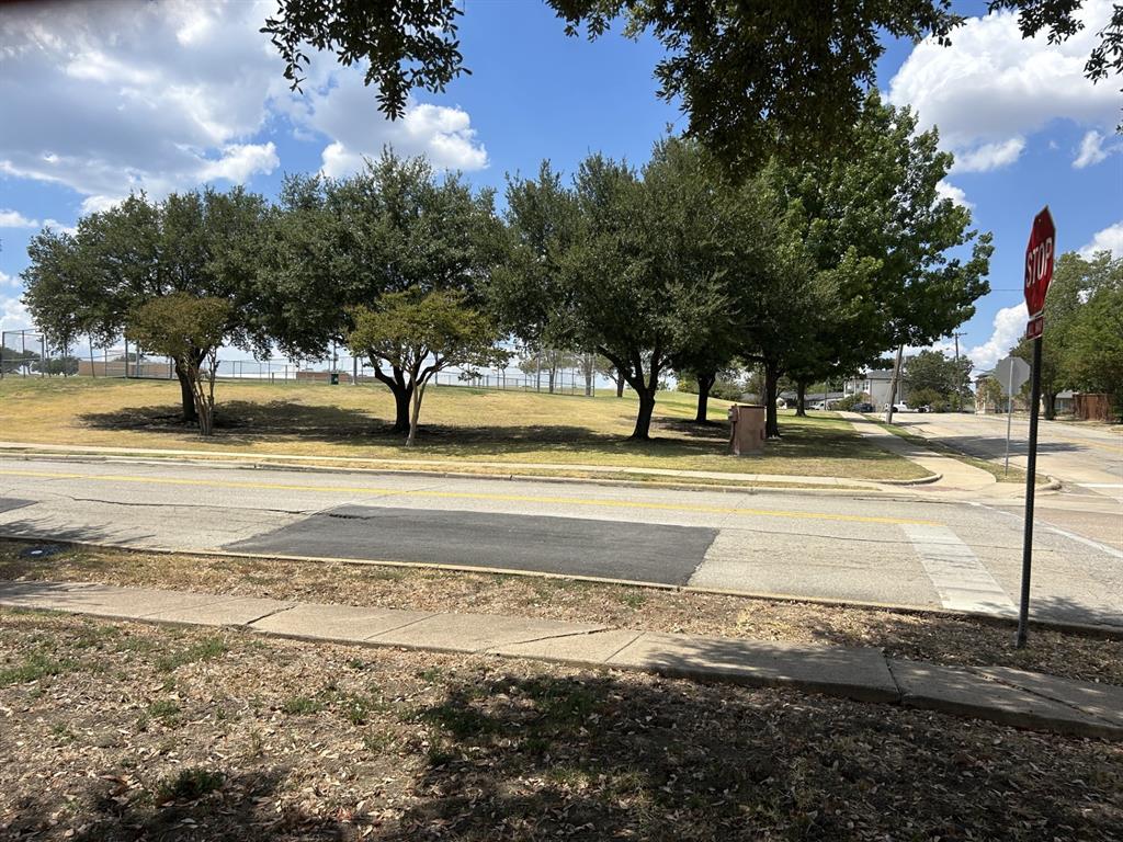 2202 Candleberry Drive, Mesquite, TX 75149