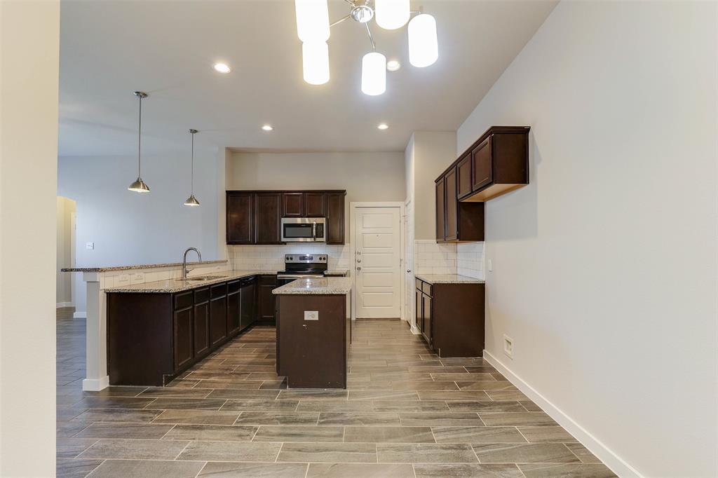 1029-1031 Skyview Court, Midlothian, TX 76065