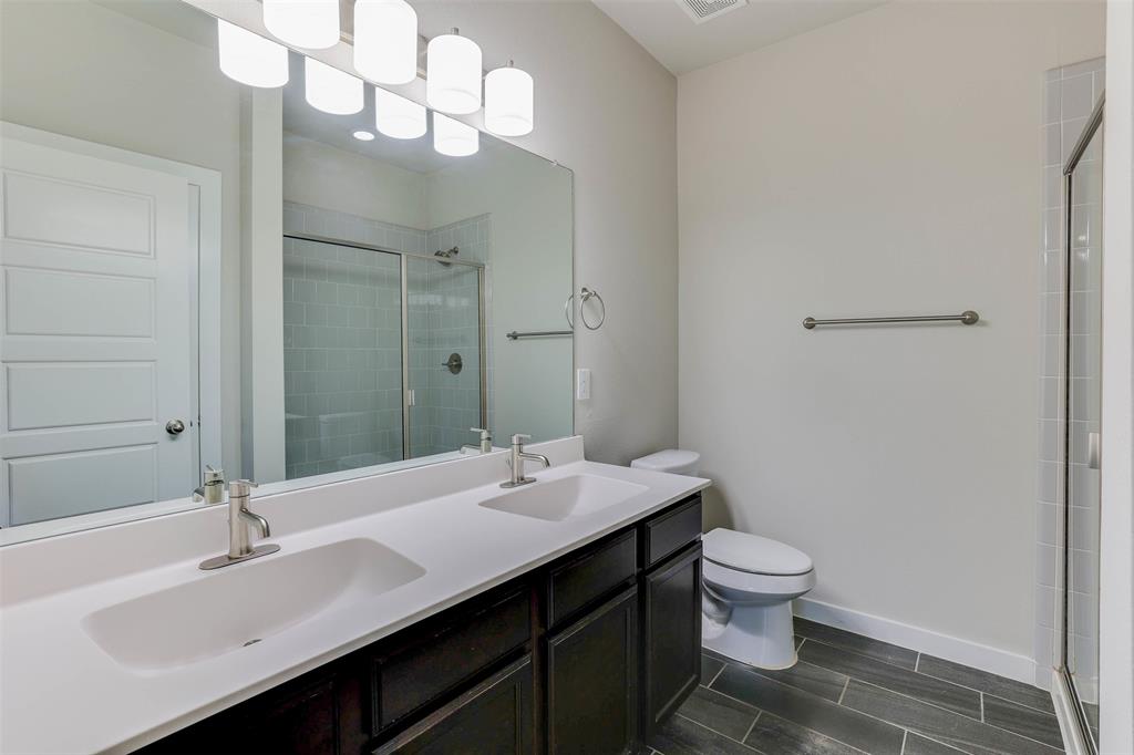 1029-1031 Skyview Court, Midlothian, TX 76065