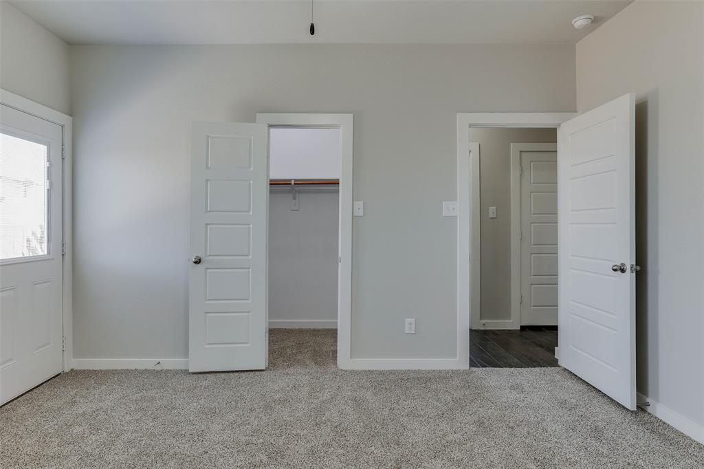 1029-1031 Skyview Court, Midlothian, TX 76065