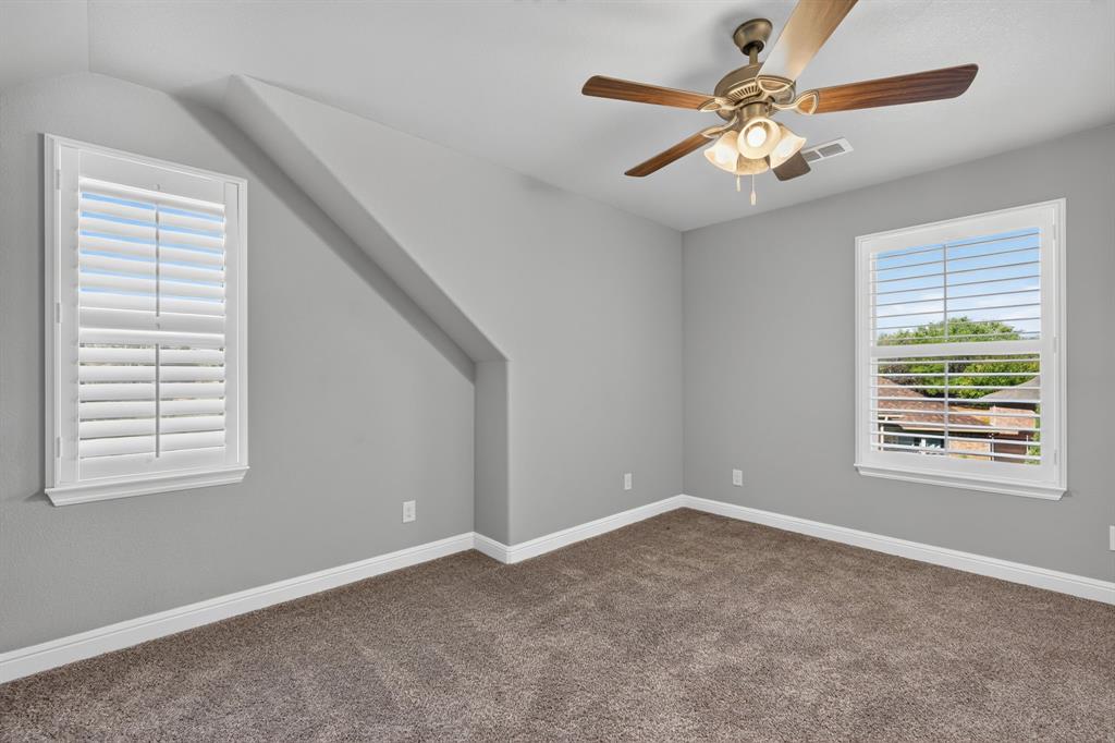 305 Donna Circle, Granbury, TX 76049
