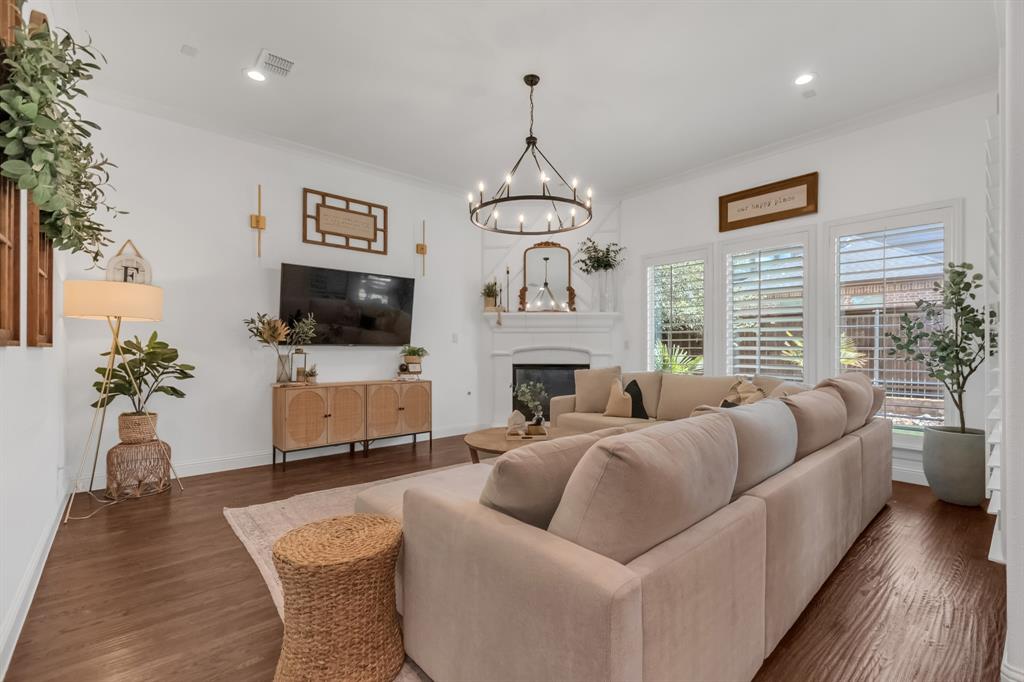 1318 Cottonwood Drive, Celina, TX 75009