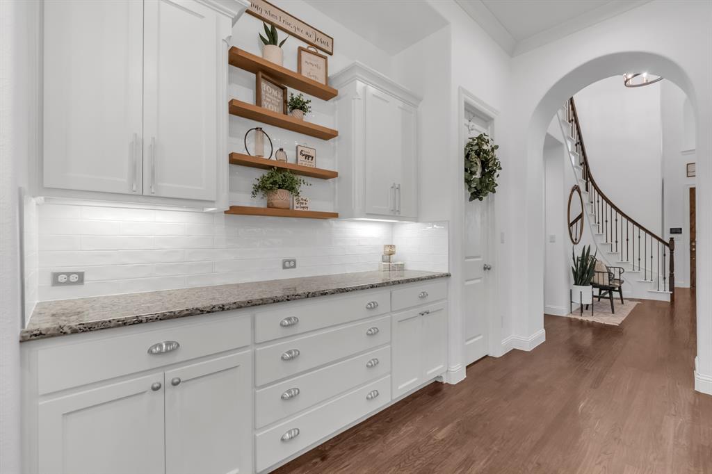 1318 Cottonwood Drive, Celina, TX 75009