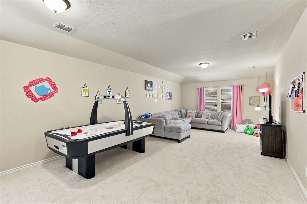 202 Pleasant Hill Lane, Fate, TX 75189