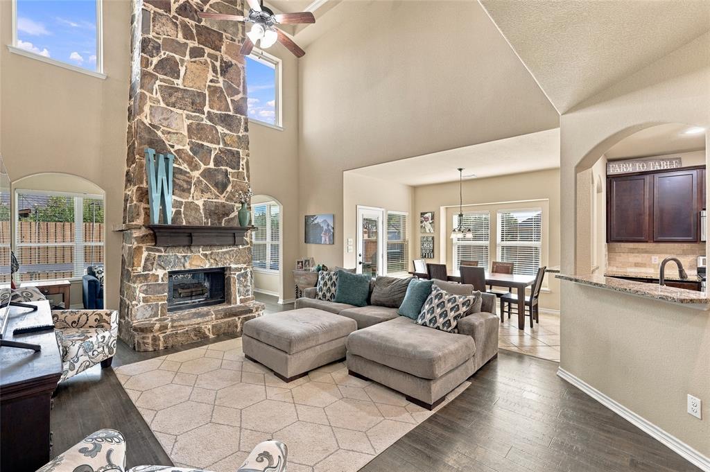 202 Pleasant Hill Lane, Fate, TX 75189