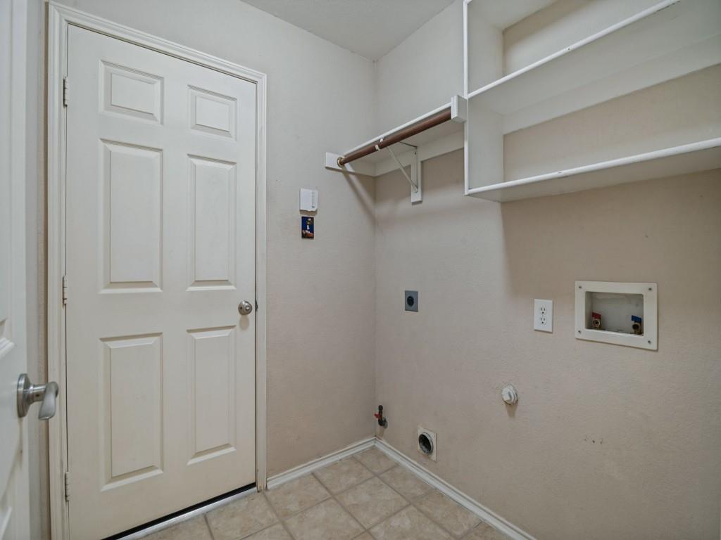 9421 Links Fairway Drive, Rowlett, TX 75089