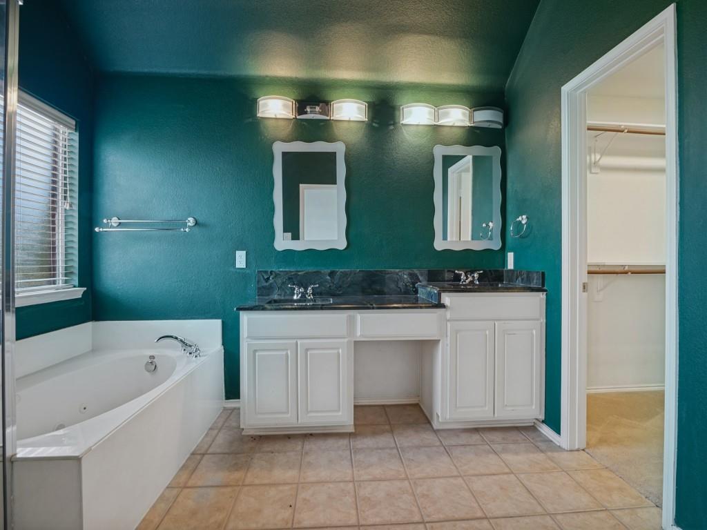 9421 Links Fairway Drive, Rowlett, TX 75089