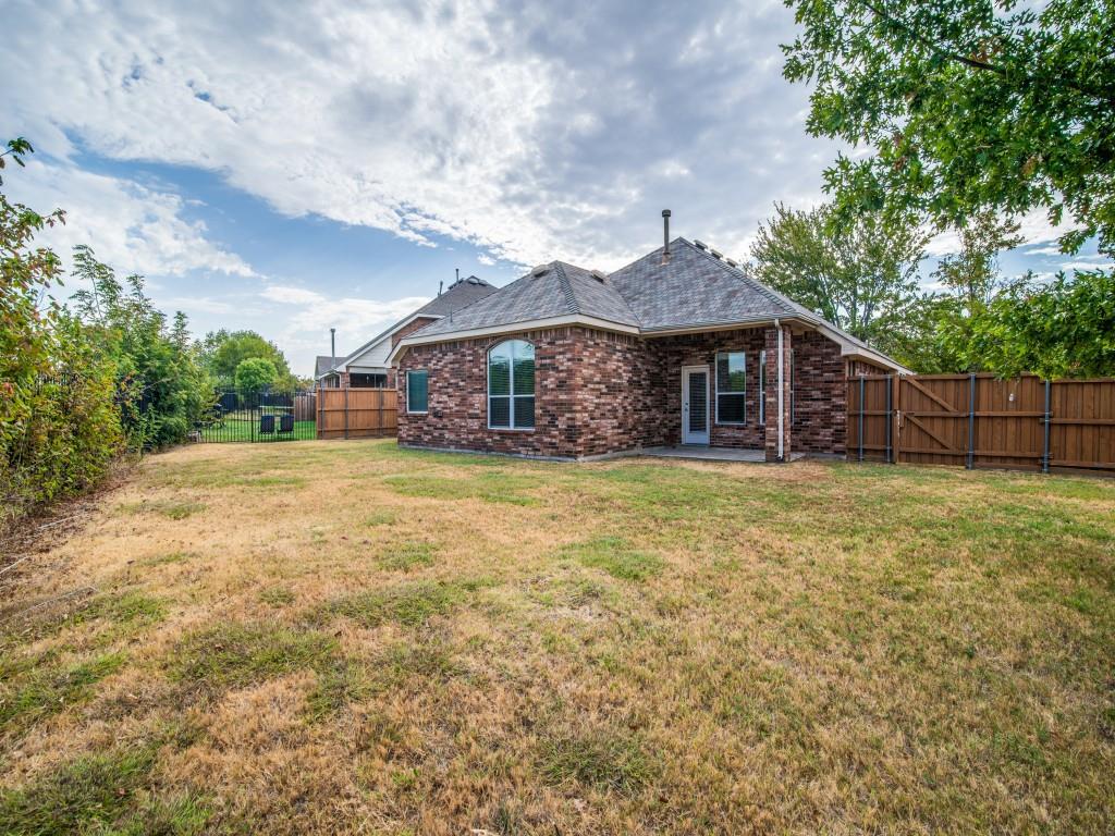 9421 Links Fairway Drive, Rowlett, TX 75089
