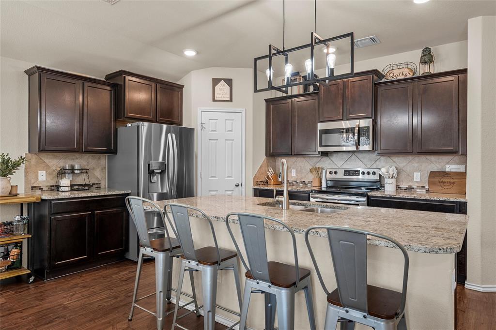 3016 Jackal Drive, Lorena, TX 76655