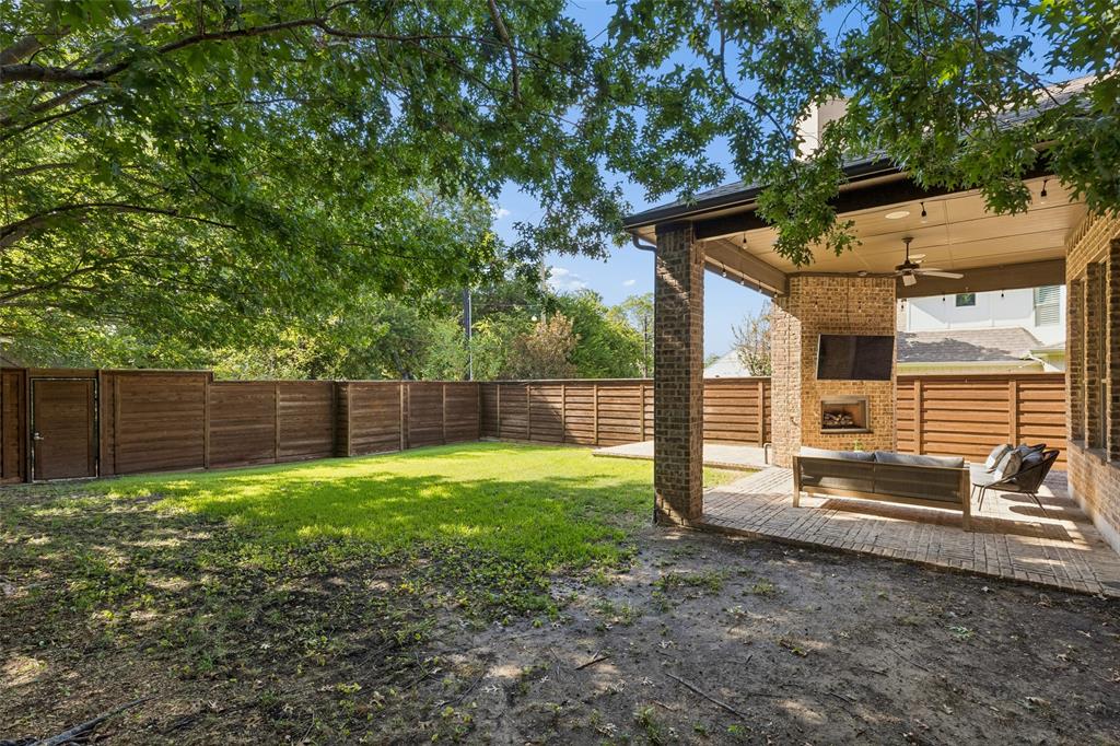 8523 Lakemont Drive, Dallas, TX 75209