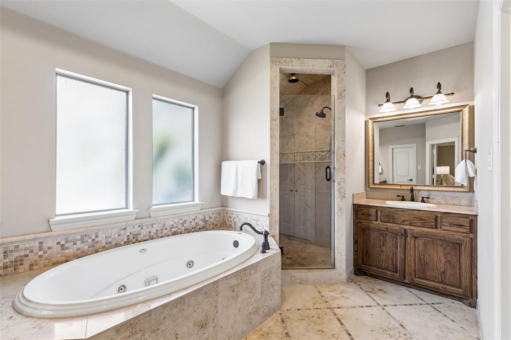 8523 Lakemont Drive, Dallas, TX 75209