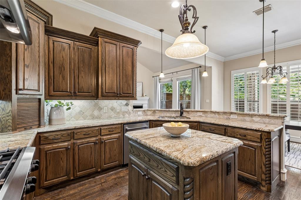 8523 Lakemont Drive, Dallas, TX 75209 8523 Lakemont Drive, Dallas, TX 75209