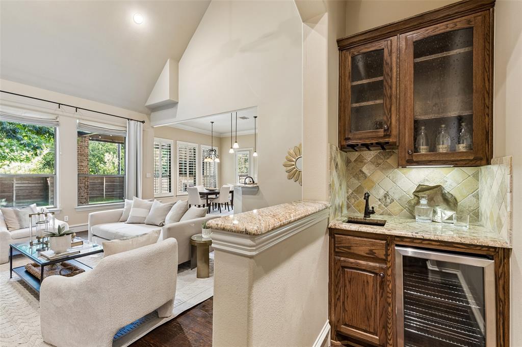 8523 Lakemont Drive, Dallas, TX 75209
