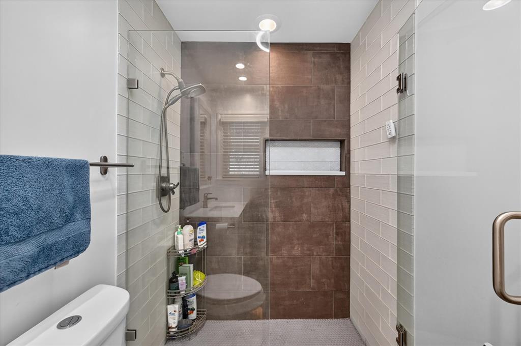 Primary bath with walk-in shower