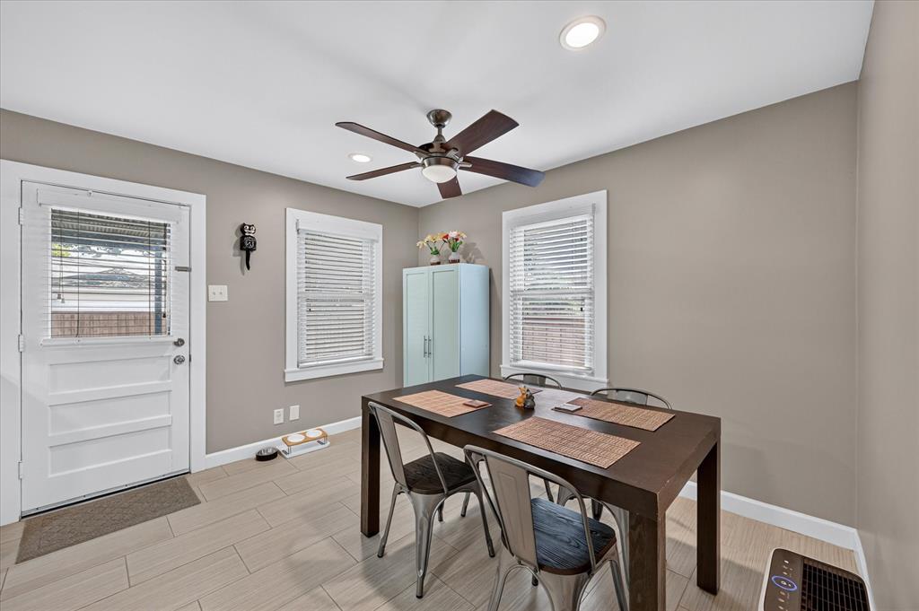 Breakfast area with access to back patio
