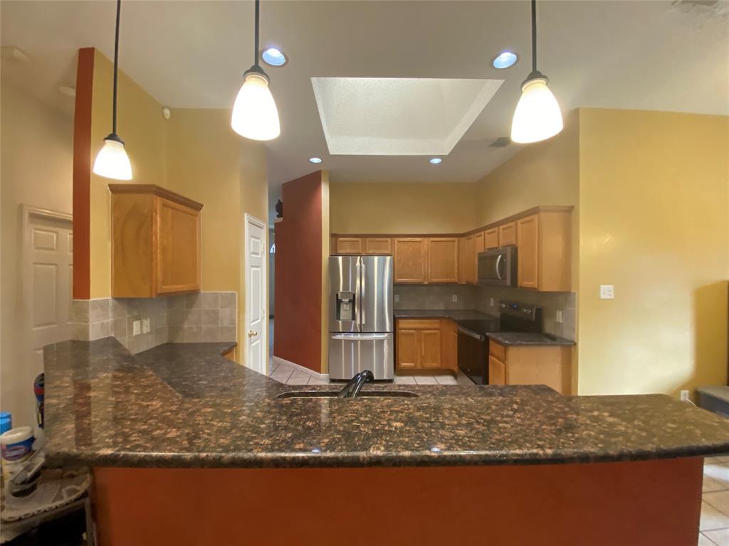 6005 Jewel Drive, McKinney, TX 75070 6005 Jewel Drive, McKinney, TX 75070