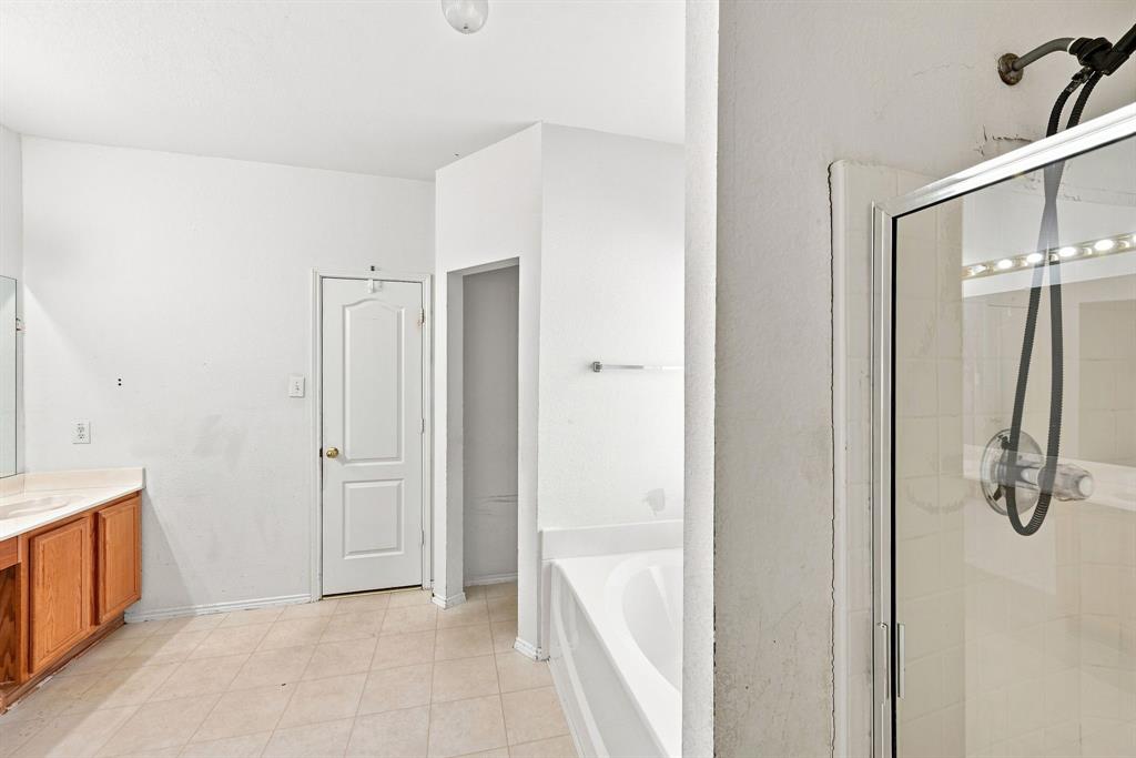 467 Orchard Hill Drive, Cedar Hill, TX 75104
