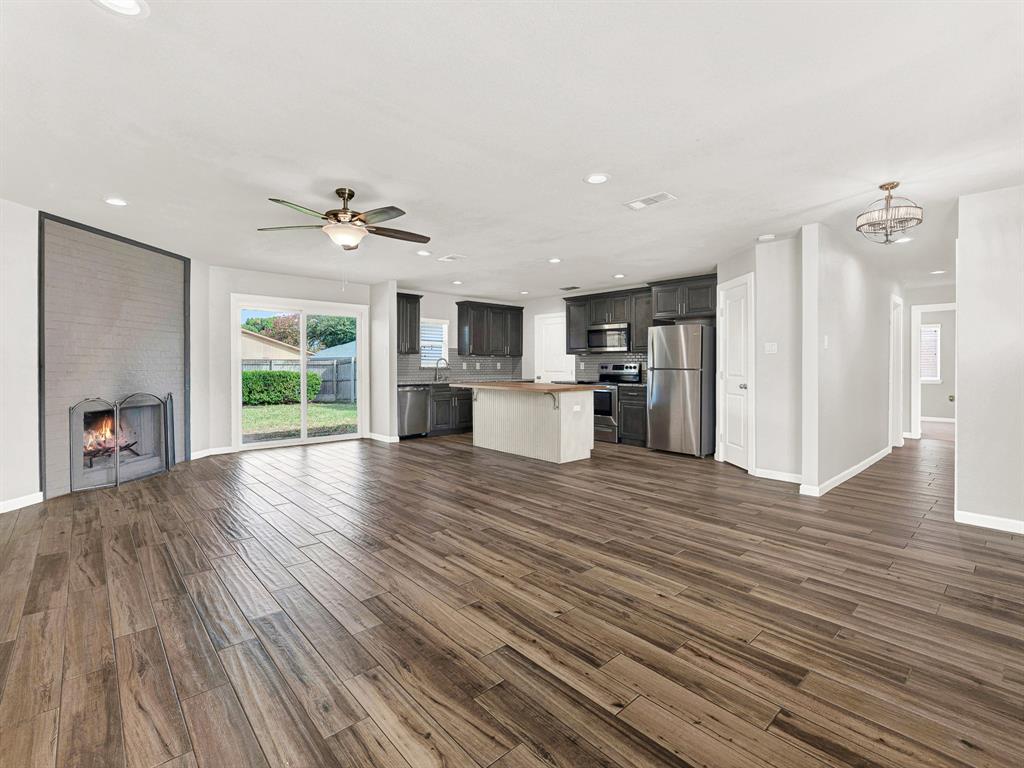 Plenty of open space so you can be creative with your design