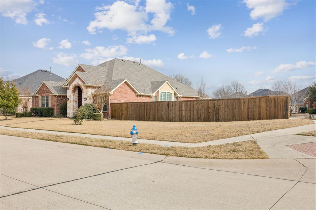 850 Wind Brook Lane, Prosper, TX 75078