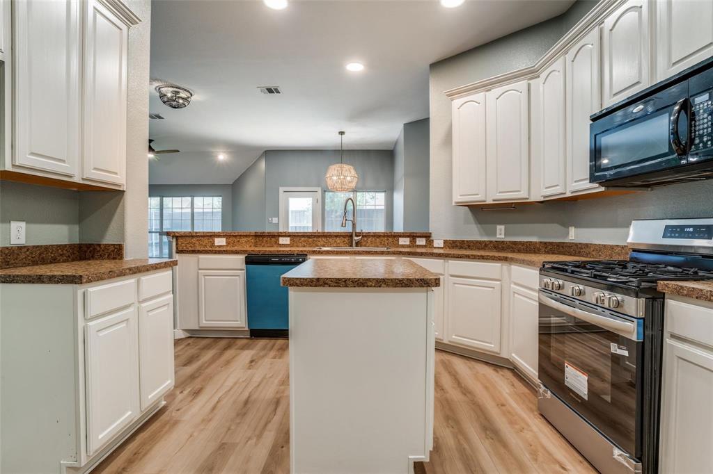 3925 La Tierra Linda Trail, McKinney, TX 75070