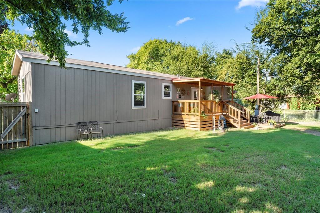 1034 Pleasant Drive, Kemp, TX 75143