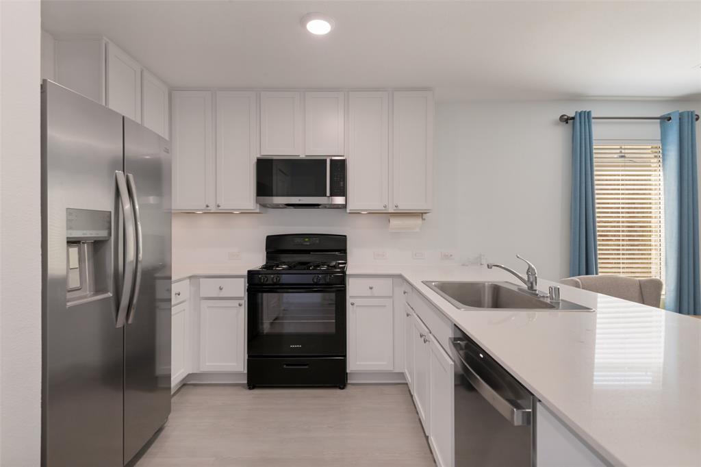 1352 Wedgeleaf Lane, Forney, TX 75126