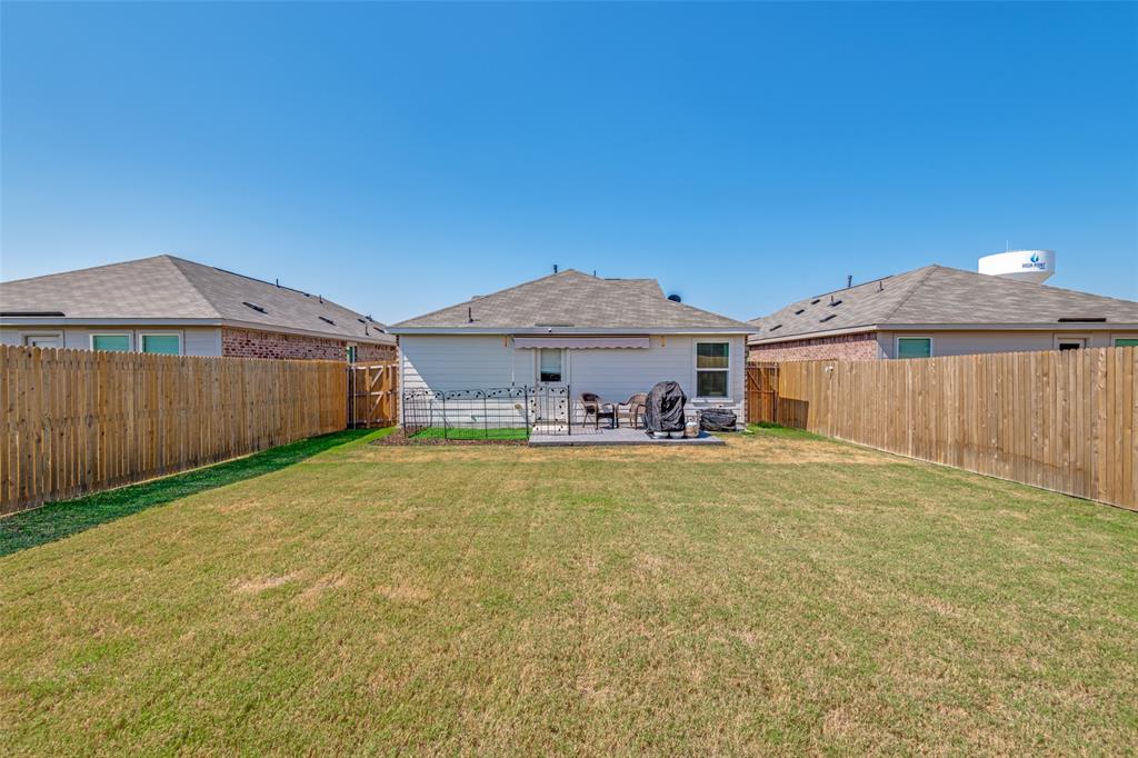 1352 Wedgeleaf Lane, Forney, TX 75126