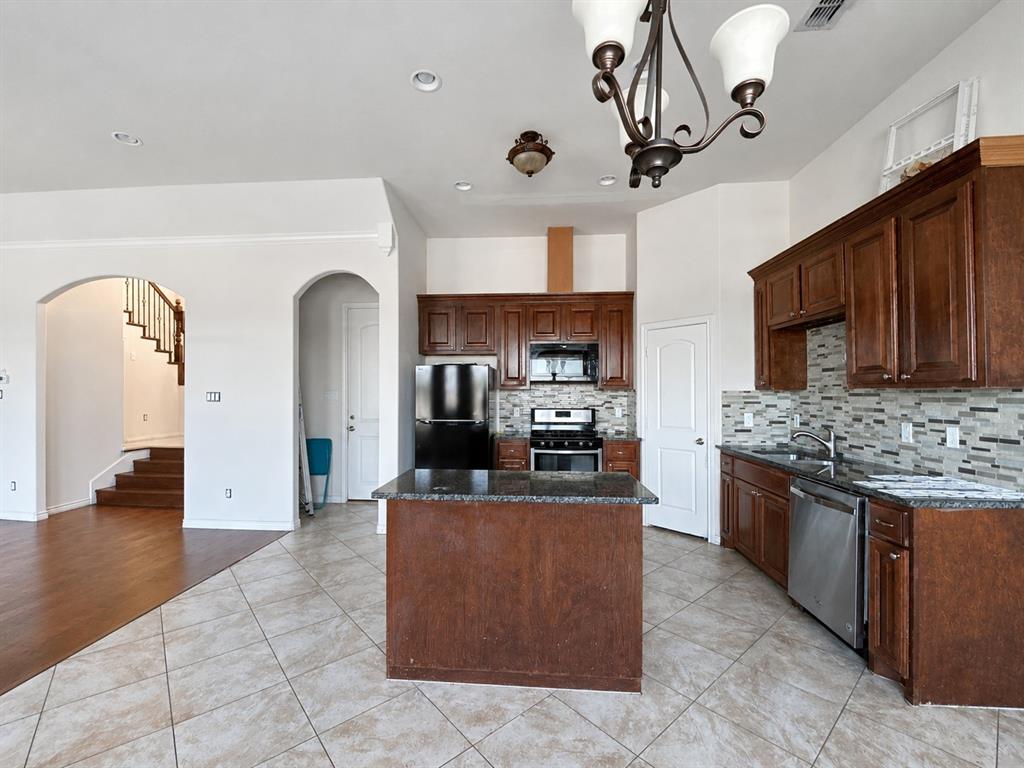 2361 Novin Drive, Irving, TX 75062
