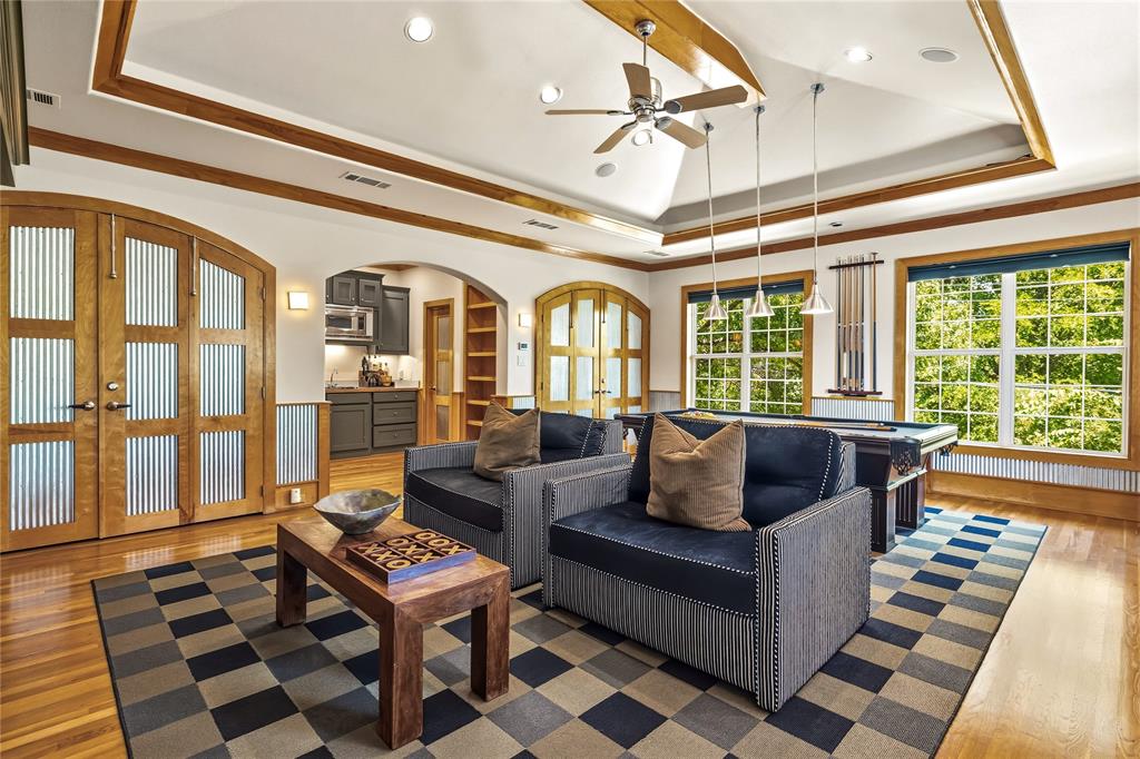 10626 Cox Lane, Dallas, TX 75229