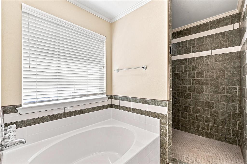 9934 Stonehearth Lane, Forney, TX 75126