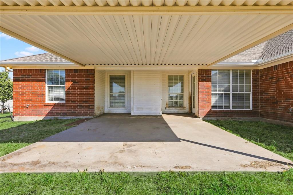 9934 Stonehearth Lane, Forney, TX 75126