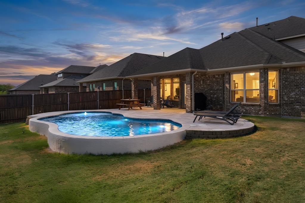 244 Jefferson Lane, Fate, TX 75189