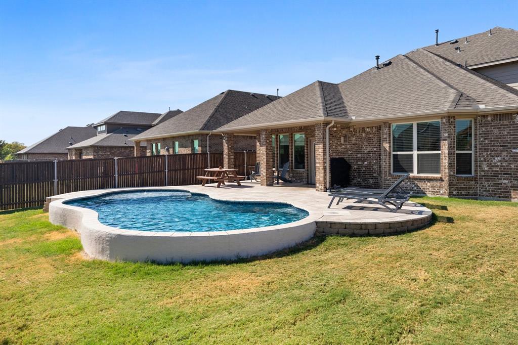 244 Jefferson Lane, Fate, TX 75189