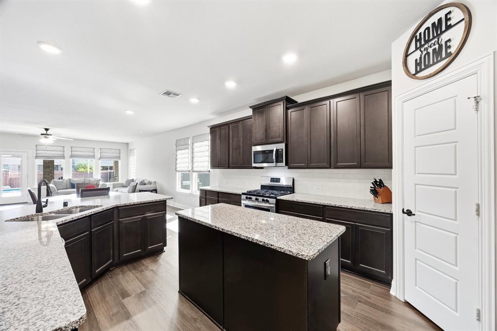 244 Jefferson Lane, Fate, TX 75189