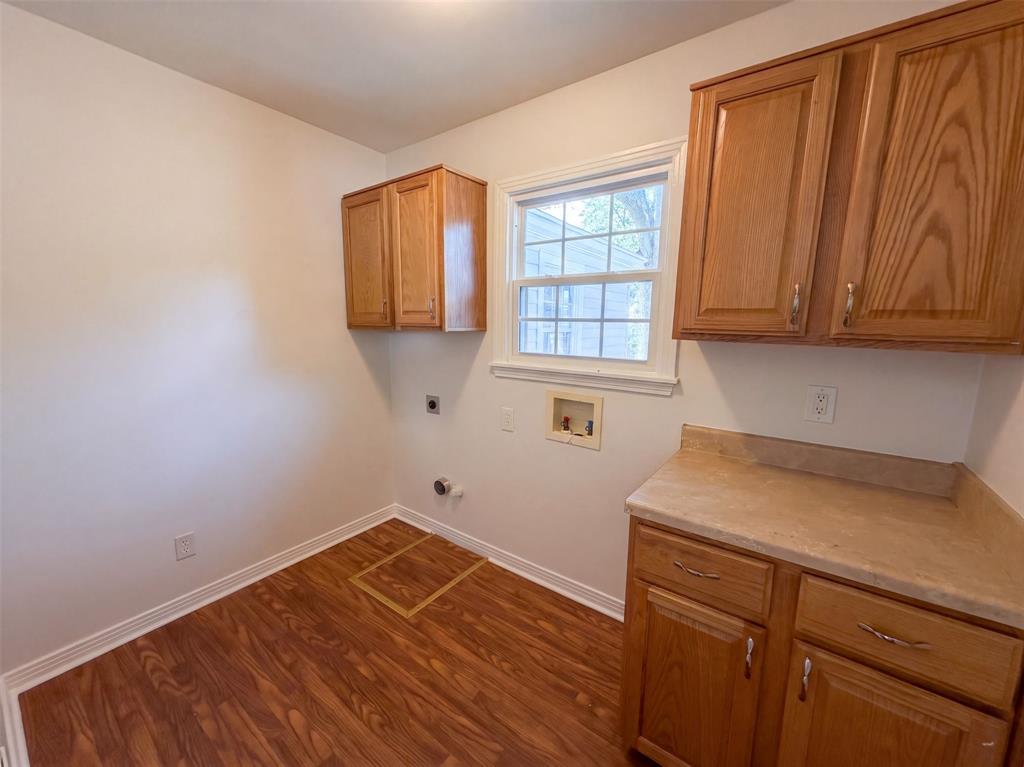 3802 Poinsettia Drive, Dallas, TX 75211
