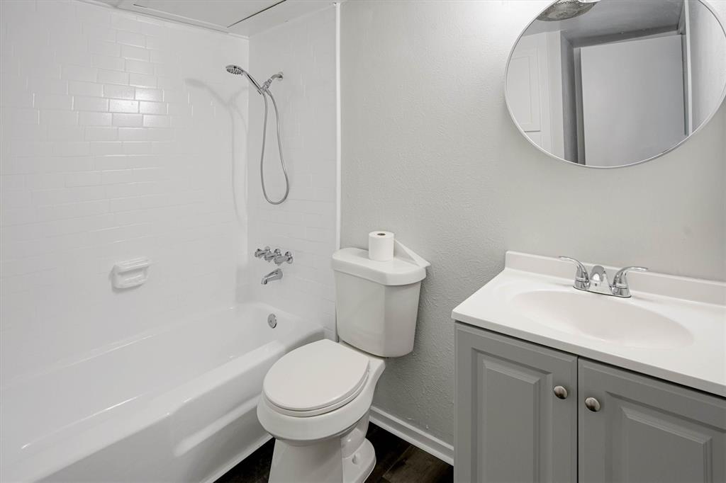 2805 Lineville Drive, #105, Farmers Branch, TX 75234