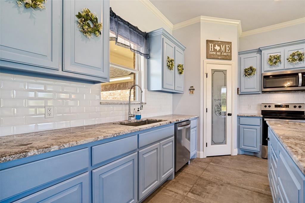 2128 Christine Drive, Granbury, TX 76048 2128 Christine Drive, Granbury, TX 76048