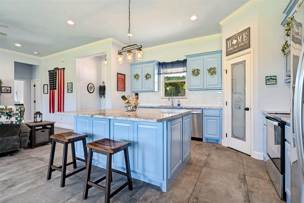 2128 Christine Drive, Granbury, TX 76048 2128 Christine Drive, Granbury, TX 76048