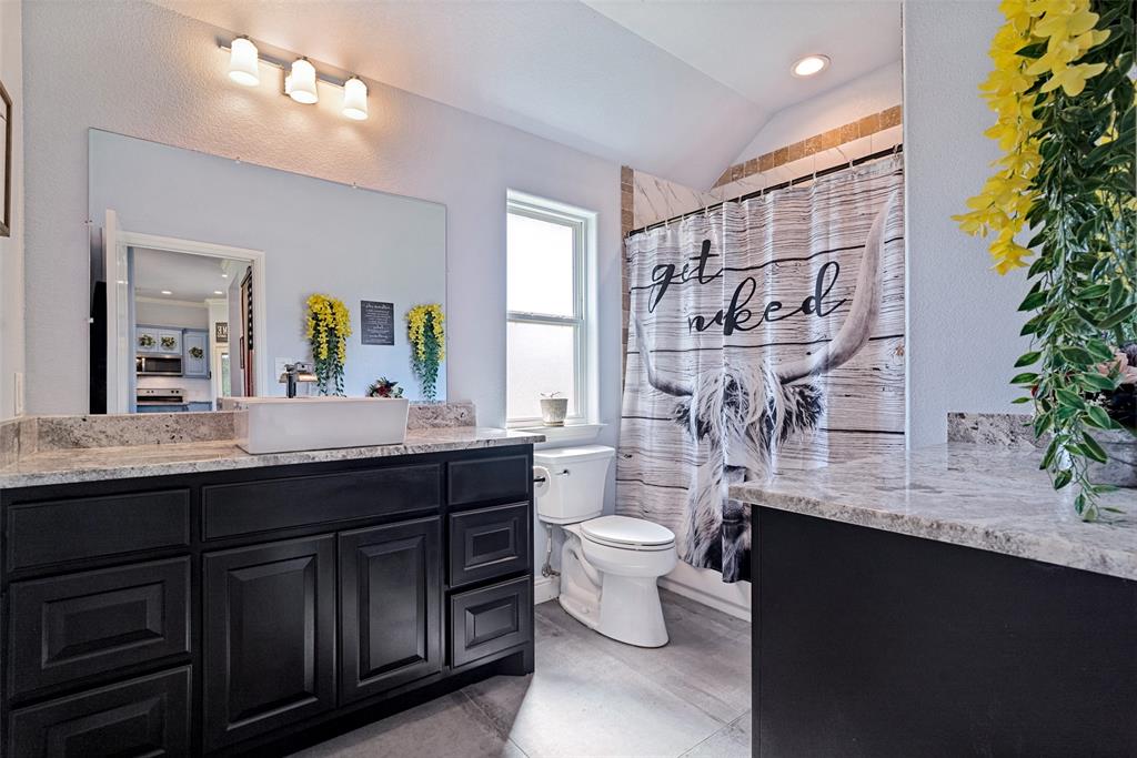 2128 Christine Drive, Granbury, TX 76048