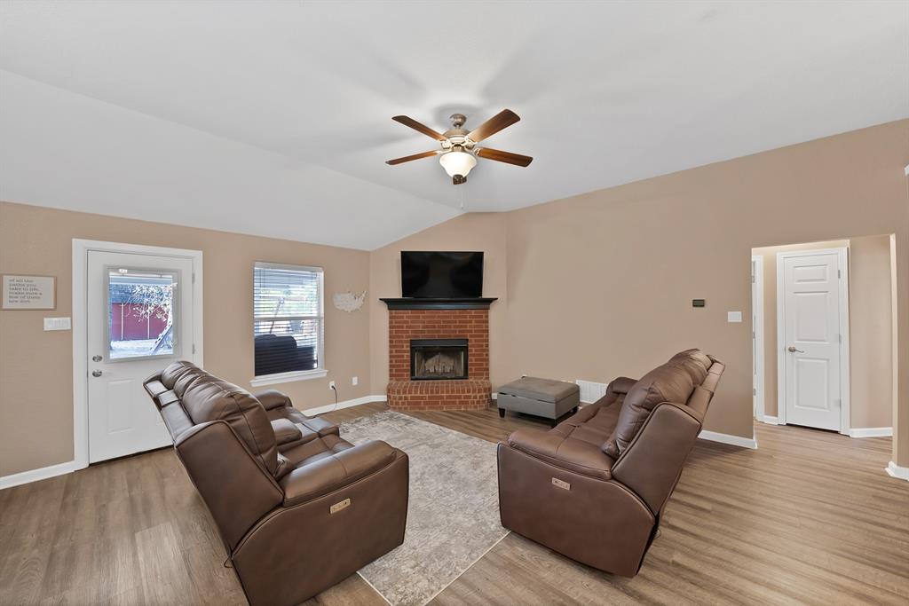 317 Anita Lane, Waxahachie, TX 75165