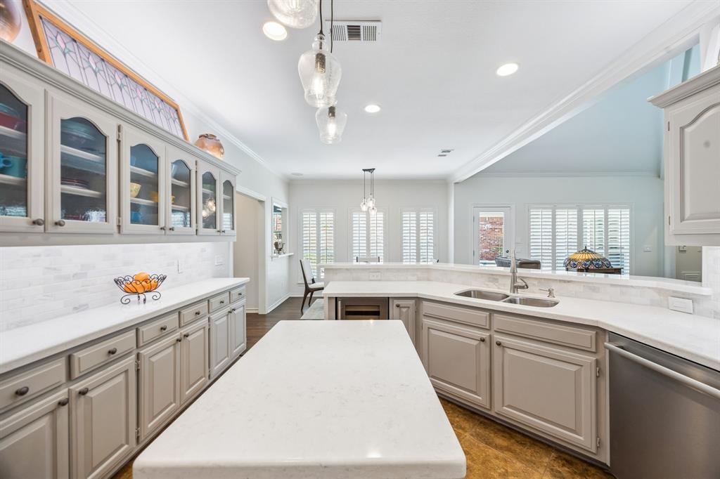 5916 Richwater Drive, Dallas, TX 75252