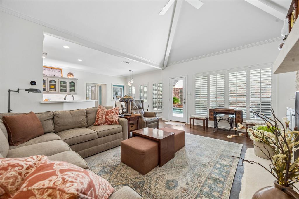 5916 Richwater Drive, Dallas, TX 75252
