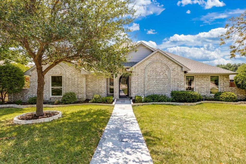 2100 Antibes Drive, Carrollton, TX 75006 2100 Antibes Drive, Carrollton, TX 75006